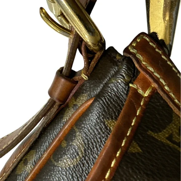 USED AUTHENTIC LOUIS VUITTON Monogram Tolum GM Shoulder Bag - Picture 6 of 11